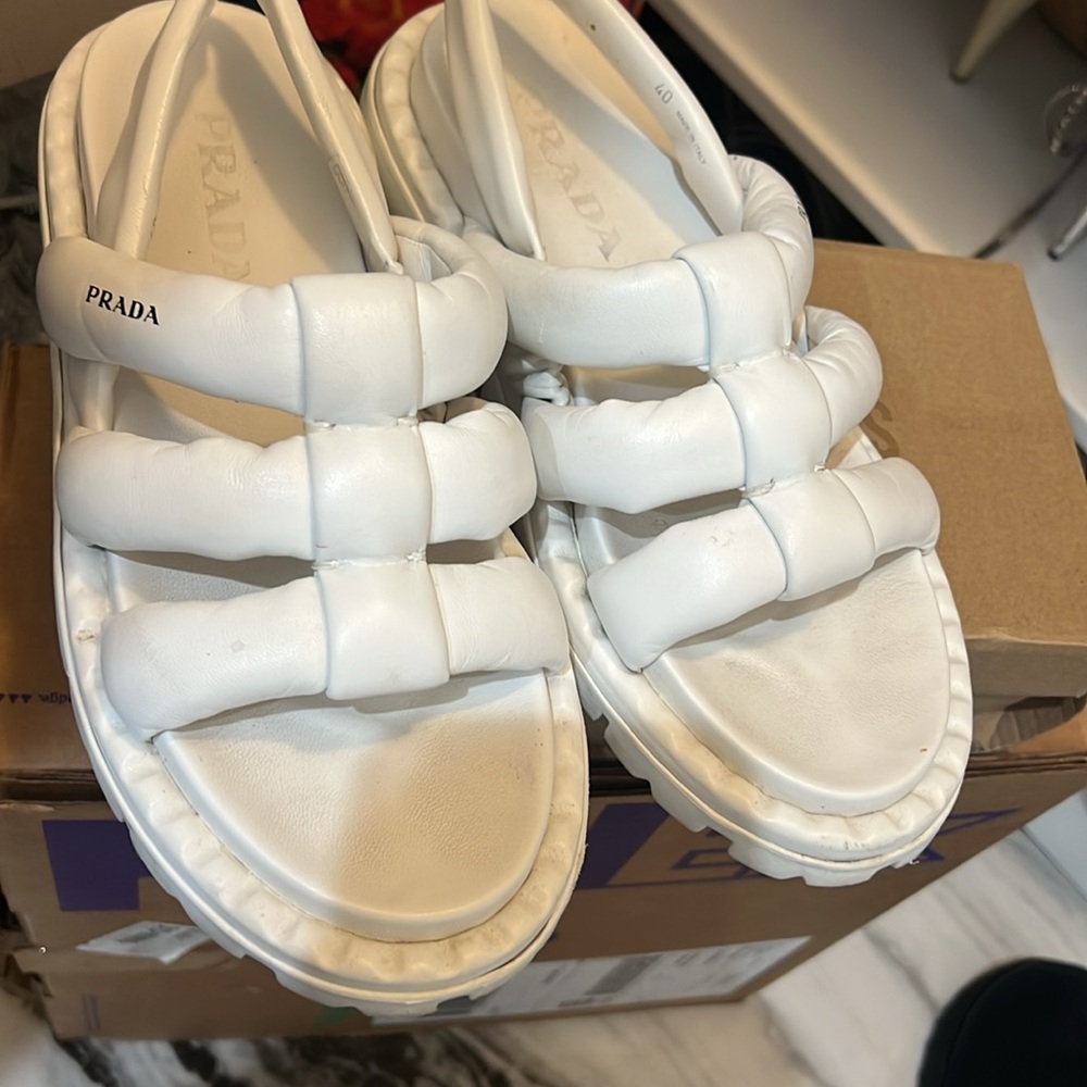 Prada sandals lightly worn - Picture 4 of 4